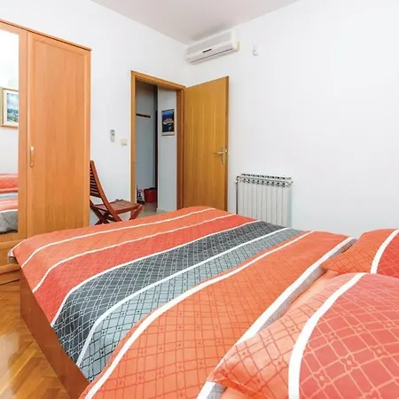 Anka - Five-bedroom With Terrace And Swimming Pool * Zaton (Dubrovnik-Neretva)