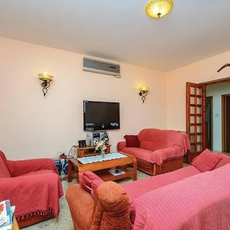 Anka - Five-bedroom With Terrace And Swimming Pool Zaton (Dubrovnik-Neretva)