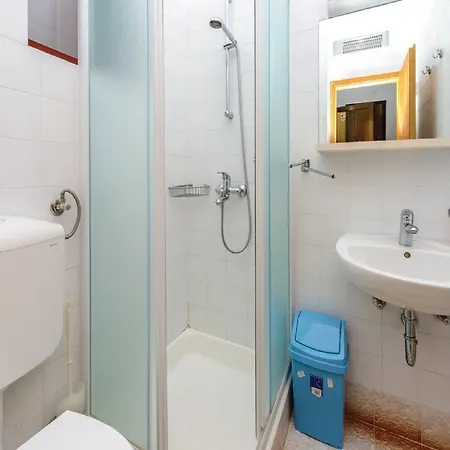 Anka - Five-bedroom With Terrace And Swimming Pool Villa