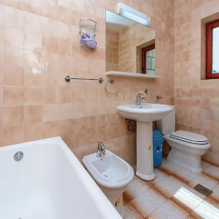 Anka - Five-bedroom With Terrace And Swimming Pool * Zaton (Dubrovnik-Neretva)