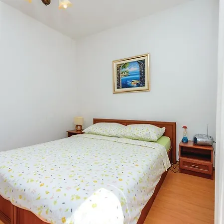 Anka - Five-bedroom With Terrace And Swimming Pool Apartment Zaton (Dubrovnik-Neretva)