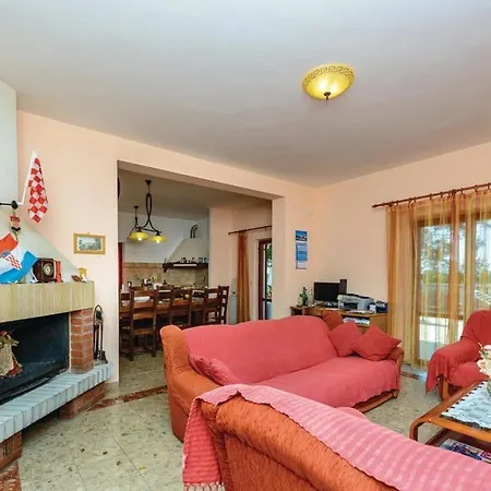 Anka - Five-bedroom With Terrace And Swimming Pool * Zaton (Dubrovnik-Neretva)
